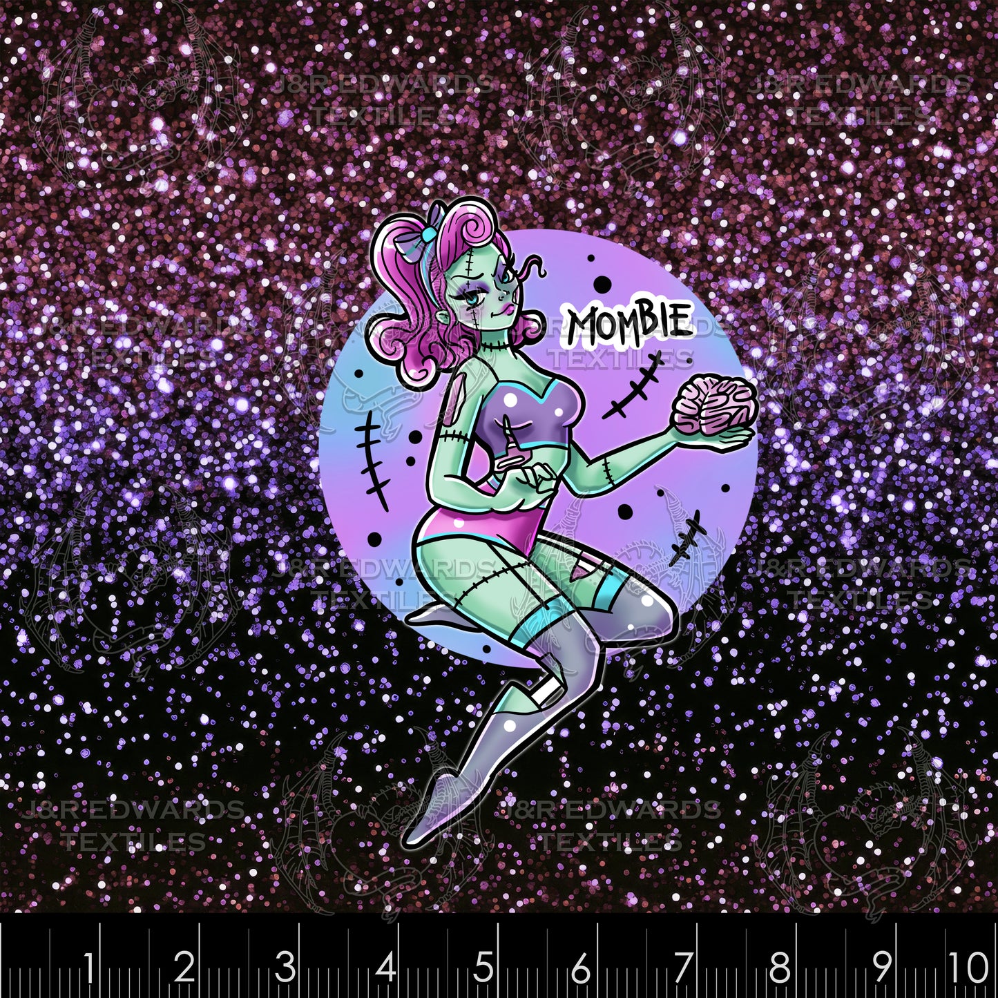 Panel Mombie