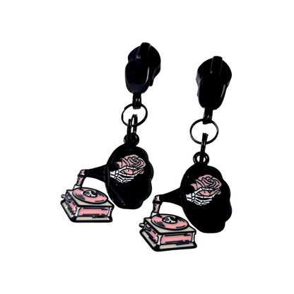 Pink Goth Zipper Pull