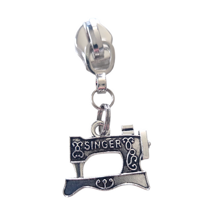 Sewing Collection Zipper Pull