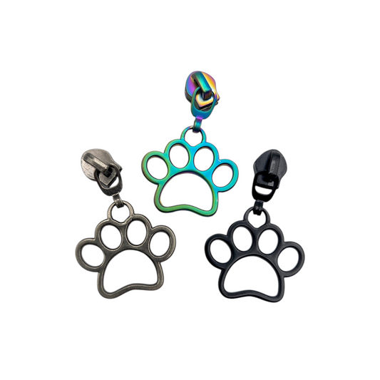 Paws Up Zipper Pull